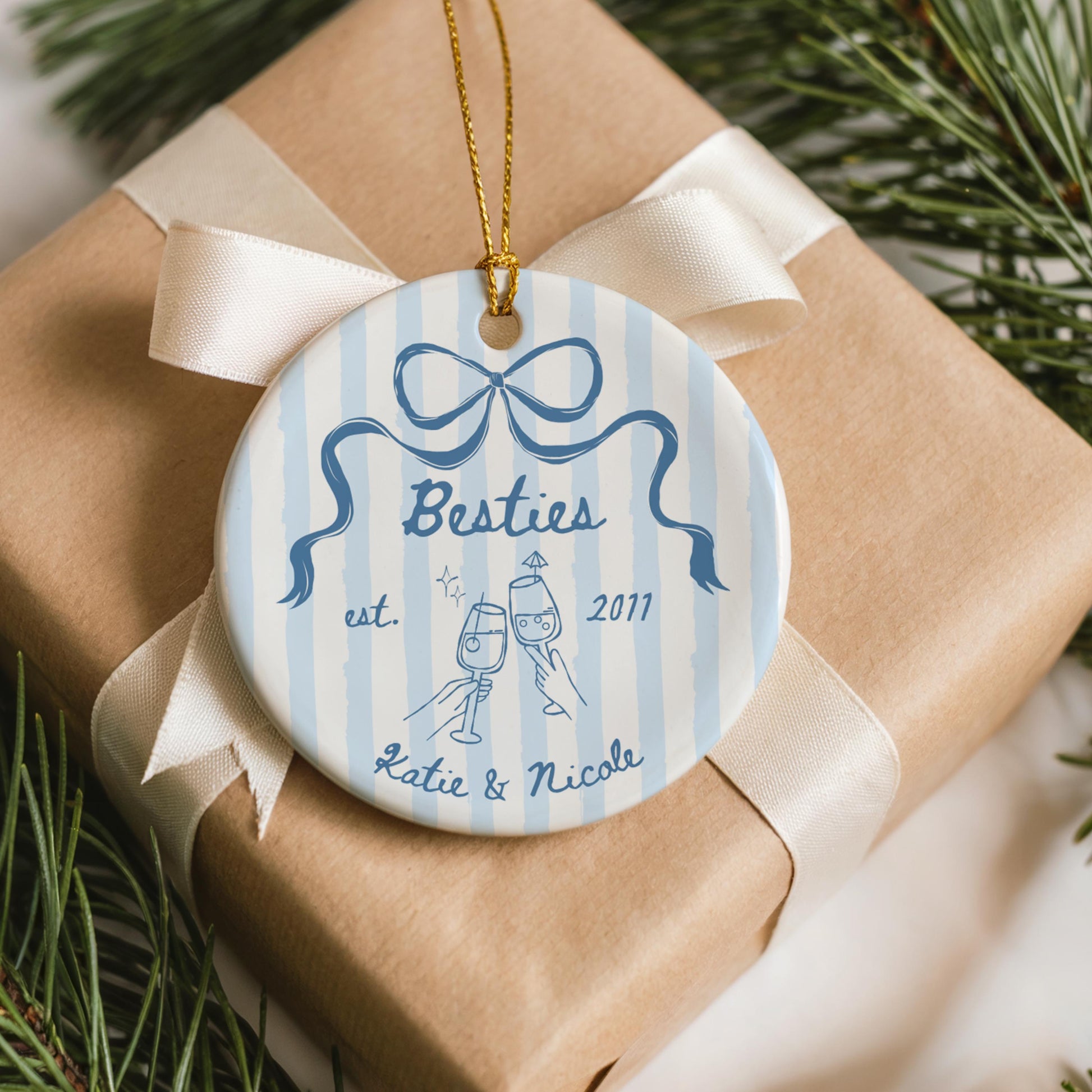 Best Friend Ornament Personalized Gift Bestie Ornament Friendship Keepsake Birthday Gift Custom Besties Christmas Gift BFF Neighbour Gift